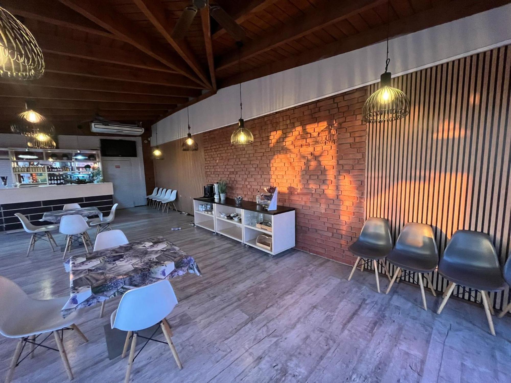 Zbrachlin Motel S5 מראה חיצוני תמונה